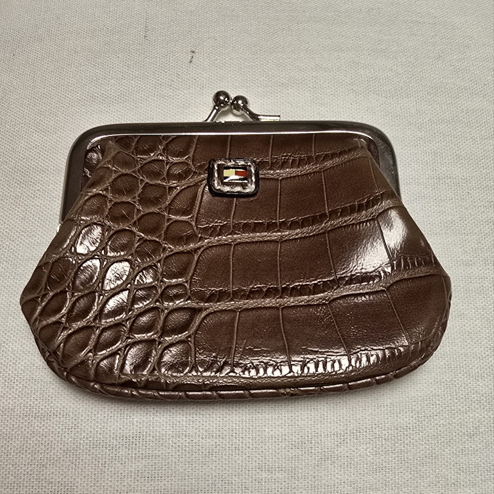 Tommy Hilfiger - Elegant Brown Crocodile-Embossed Coin Purse